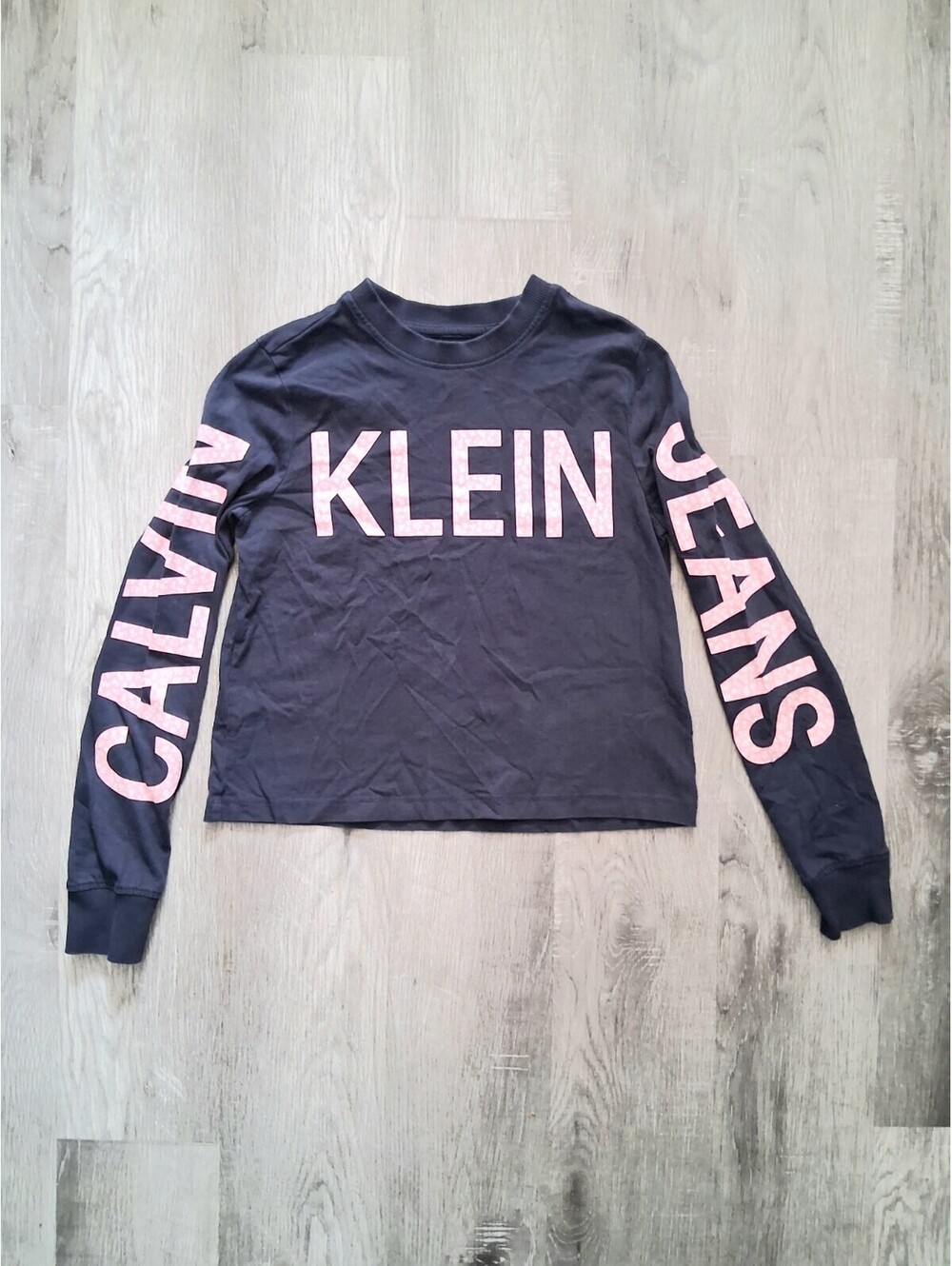 Calvin Klein Jeans Womens XS Crop Top Long Sleeve Blue Pink Graphic Tee Shirt